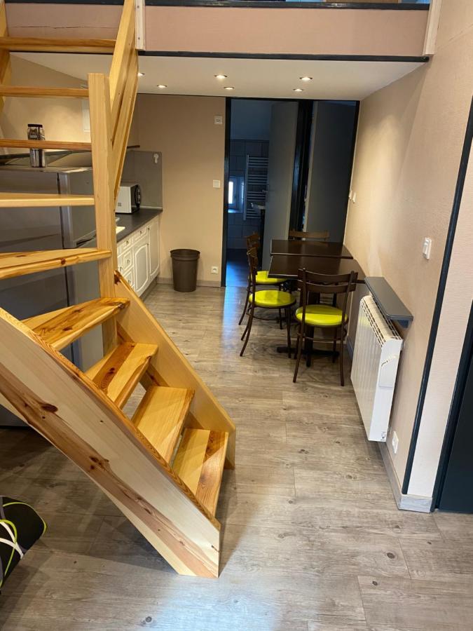 Appartement N4 Yssingeaux ภายนอก รูปภาพ